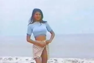 تحميص في قصص سكس عربي محارم المطبخ مع كتكوت غير جذاب