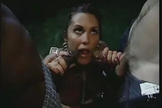 كان الصديق ينتظر ممارسة الجنس مع إميلي جراي التي ترتدي نظارة طبية لمدة أسبوع ولم يعد يستطيع تحملها قصص سكسي عربي بعد الآن