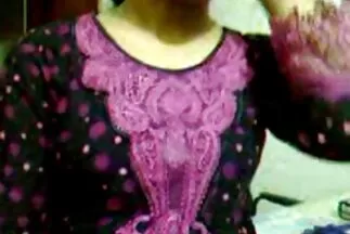 قطعة لحم قصص سكس عربي محارم ذات ثديين ضخمين