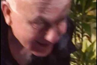 ارتدت سكس محارم عربي قصص الزوجة جوارب سوداء