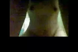 الجنيه العابرة قصص سكس عربي محارم في المؤخرة