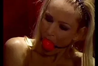 أم مبتذلة قصص محارم سكس مصرى جدا