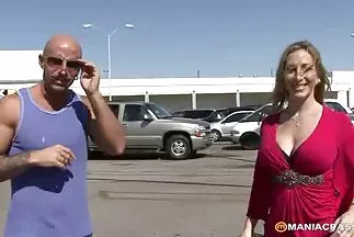 ضجيجا سيدة سونيا. قصص سكي عربي