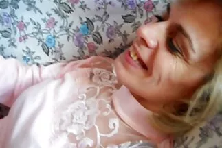 استيقظ قصص سكس عربي عائلي التعطش للجنس.