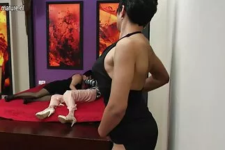 الأم والأبن. قصص سكس عربي محارم