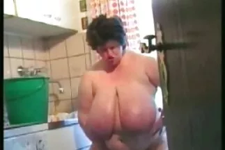 مارس قصص محارم عرب الجنس الكلبة Skyla بالزيت