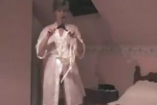 بدأ قصص سكس محارم عربي مصوره قضيبًا كبيرًا