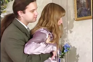 يأتي قصص محارم سكس عربي إلى مدربه