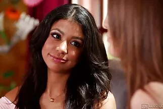 هراء الكلبة قصص سكس محارم عربي السوداء .