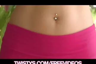 الغيشا اليابانية تعرف الكثير عن قصص جنسيه محرم المتعة الجنسية