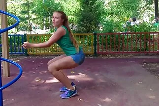 امرأة قصص جنس عربى محارم سمراء جميلة وصديقها