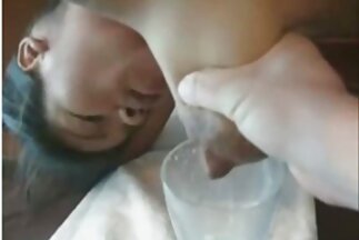 في سيارة أجرة