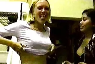 سخيف متواضع في الظهر قصص جنس محارم عربية