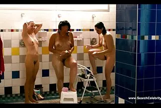 نائب قصص سكس محارم عرب الرئيس في الحفرة.