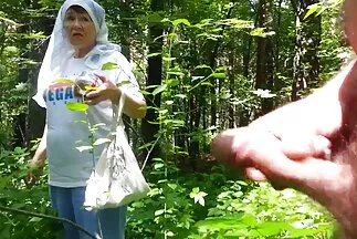 يمارس قصص سکس عراقی الجنس مع فتاة ذات شعر بني