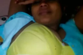 صحفي في الصب. قصص جنس محارم عربي