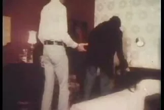 التبول في قصص سكسك عربي الأماكن العامة