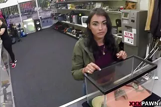 الآسيوية مع ضخمة قصص سكس محارم عربي الثدي.